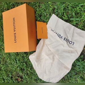 Authentic LOUIS VUITTON LV Gift Box Magnetic Large EMPTY BOX ONLY 14” X 10” X 5”